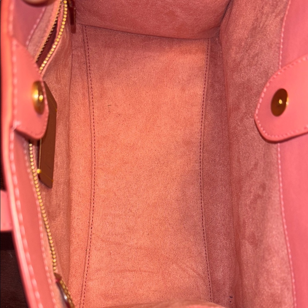 Coach Field Tote 30 In Signature Jacquard in Taffy Taffy - Picture 6 of 10
